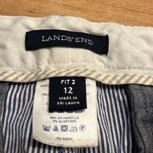 Land’s End Blue and White Vertical Striped Fit 2 Cropped Cotton Blend Pants - Picture 4 of 5